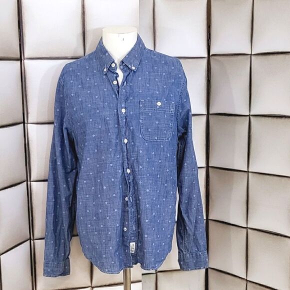 Hollister shirt   - Picture 3 of 8